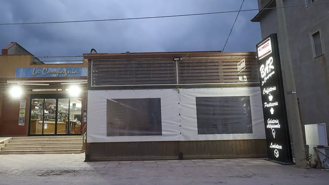 010806667-05de5a5e-4590-4d8f-bf13-8493b1526c8e