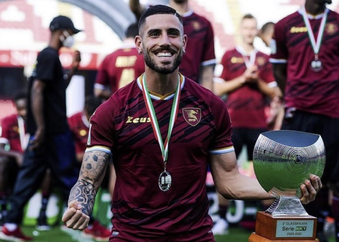 322256122_576853563868545_8052723015949257151_n