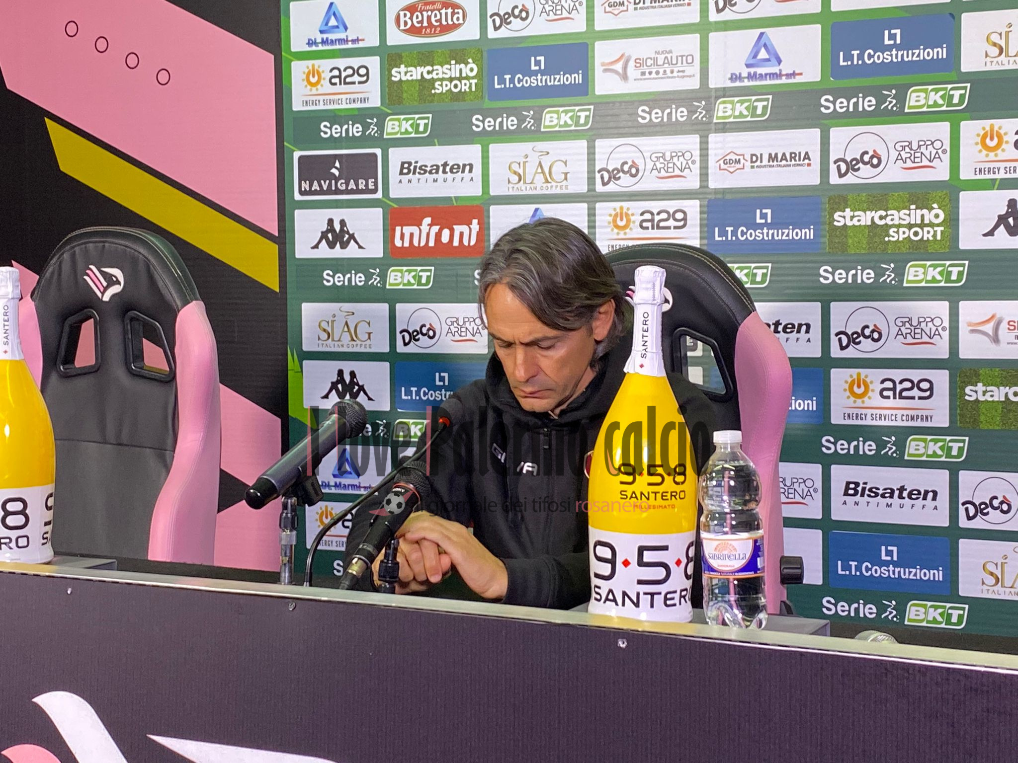 0efa2b99-09e7-45f4-bdd5-4ae8b14a36ad