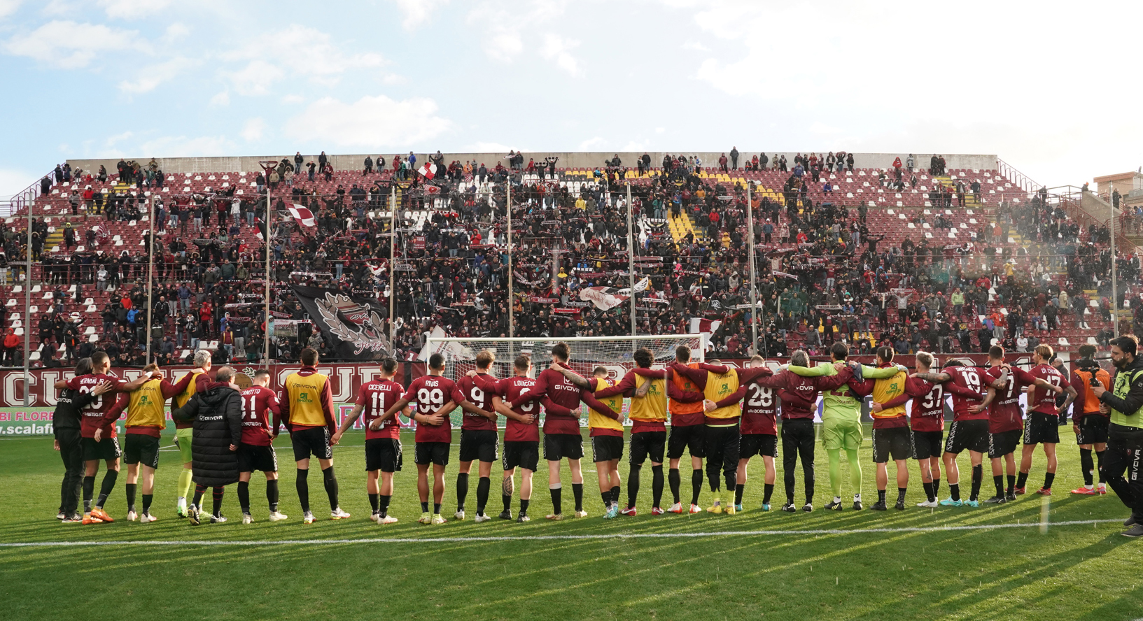 325918749_1350120589083851_4939015144929697021_n