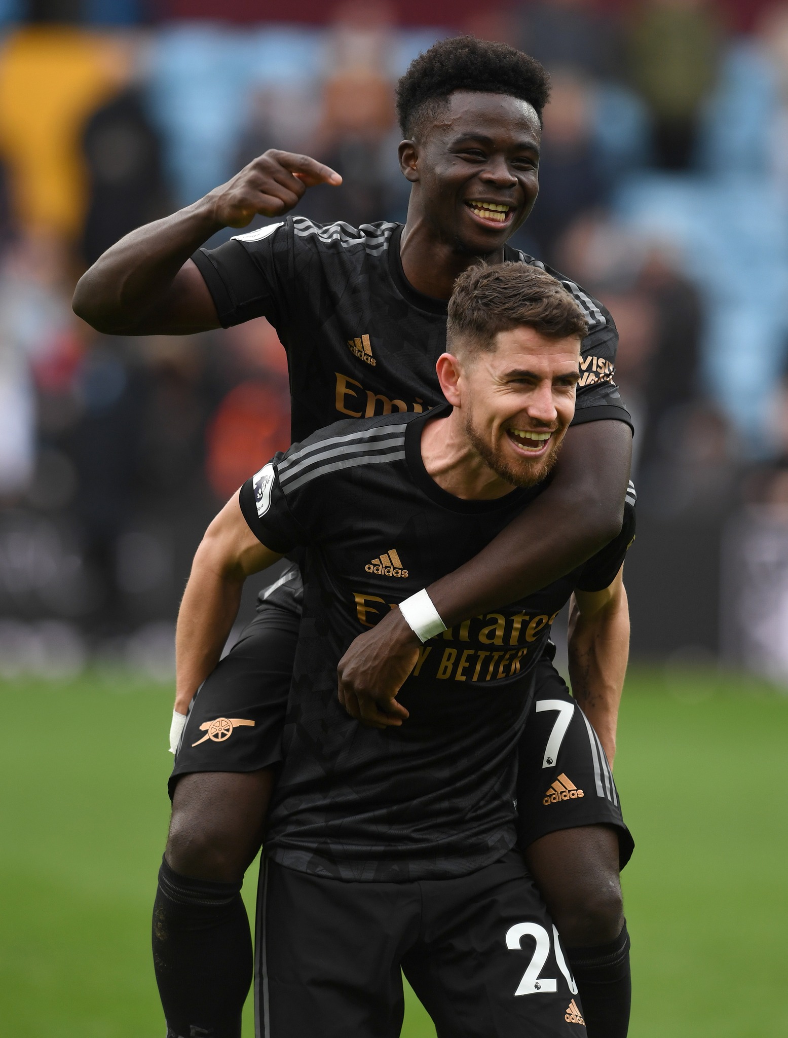 332030080_880238773239637_6903926934623982750_n