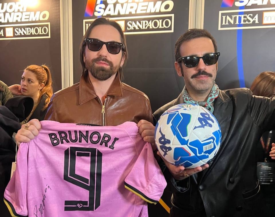 aecf3fff-141c-449f-b968-50e21036f1fa