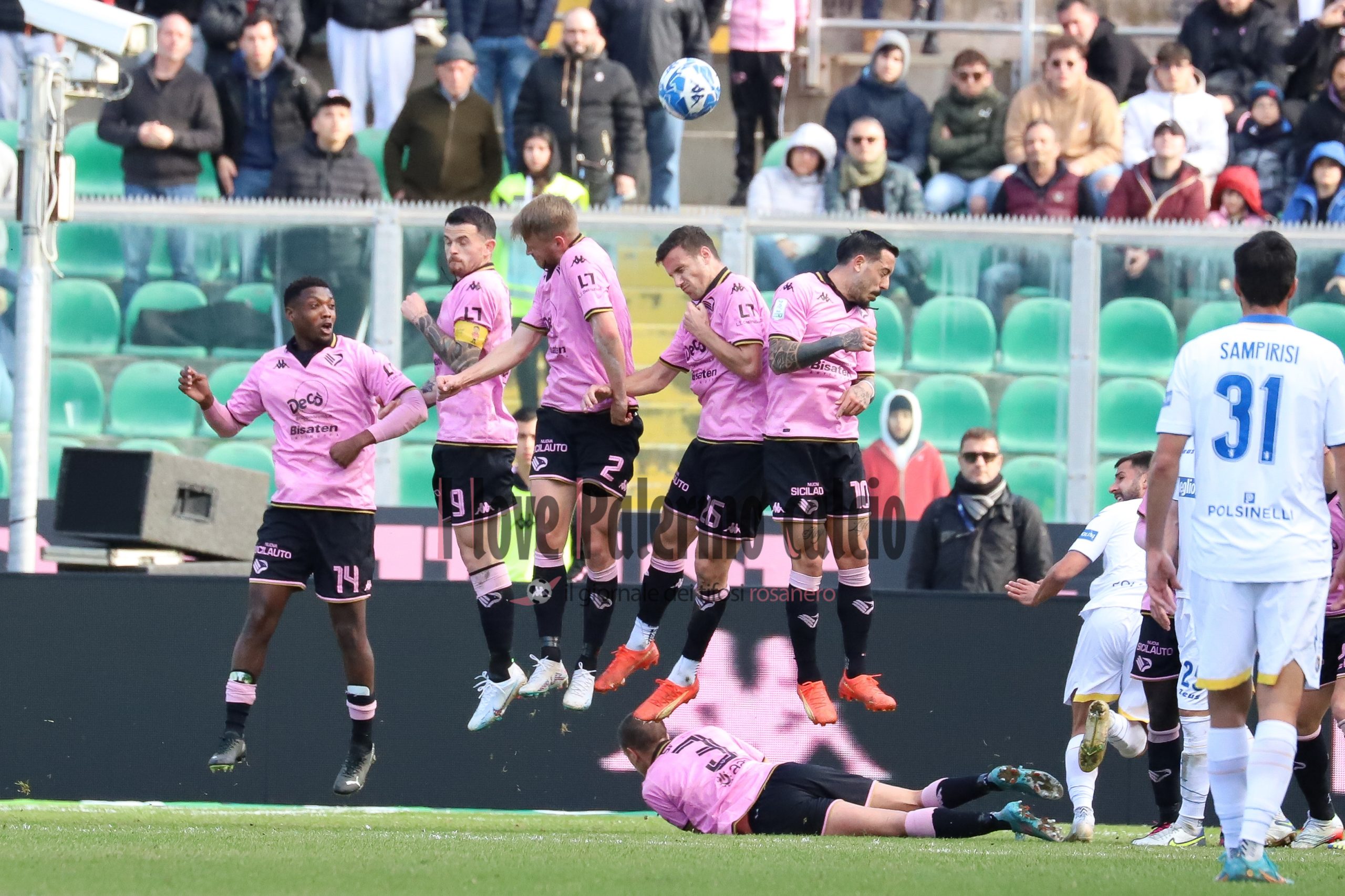 palermo frosinone 1-1 serie b (132) squadra brunori sala broh sampirisi