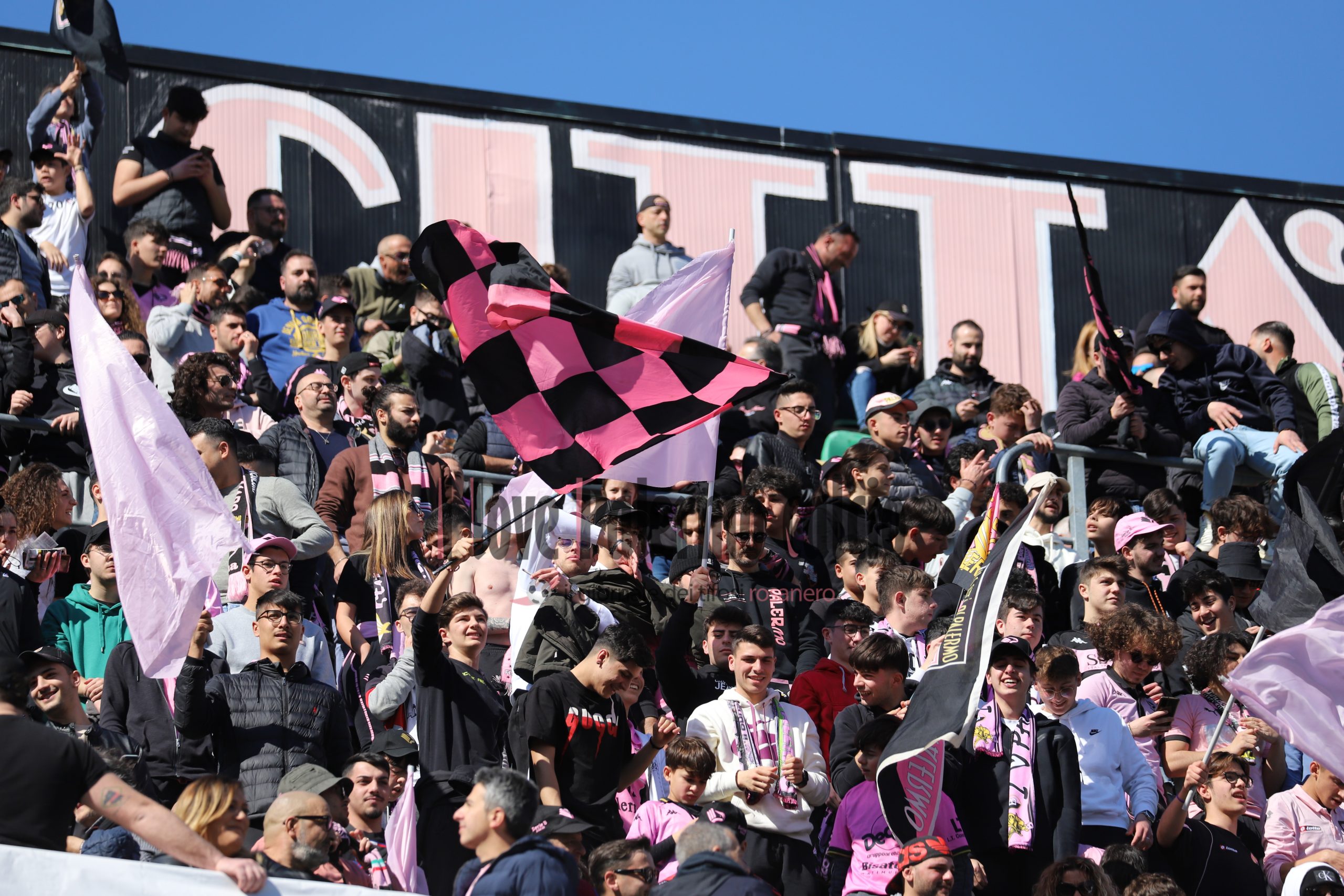 palermo frosinone 1-1 serie b (16) tifosi