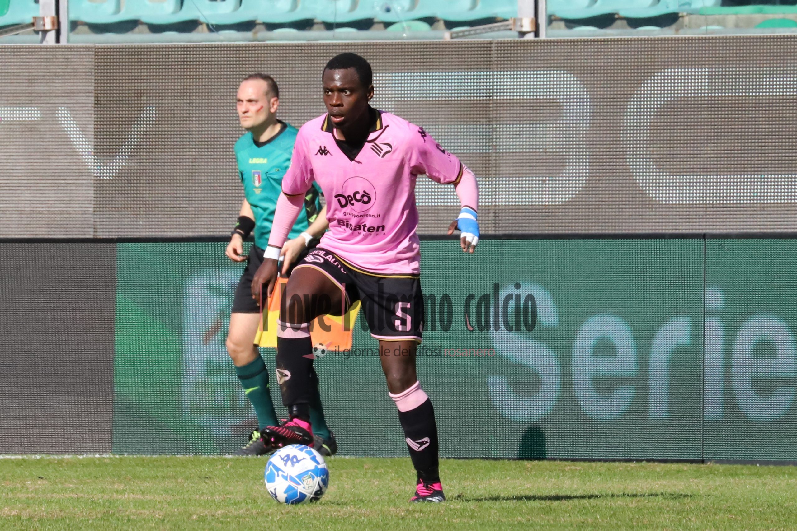 palermo frosinone 1-1 serie b (90) Gomes
