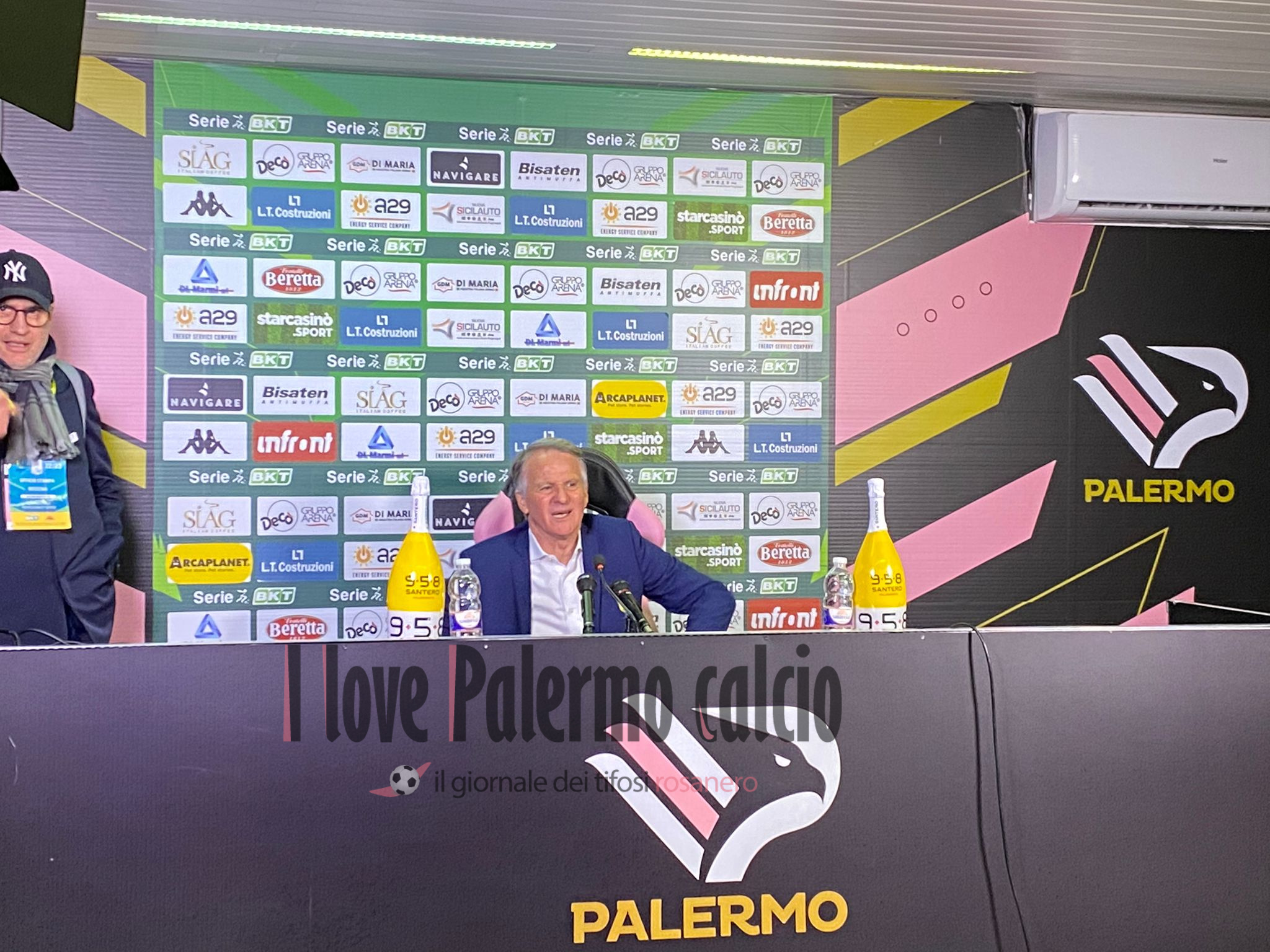 325ab086-6d4b-41ce-8fcb-db00fa62a4e2