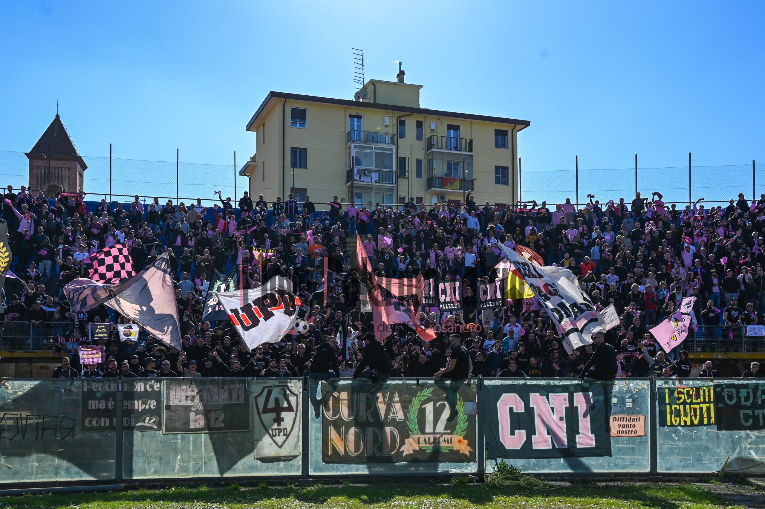 pisa palermo (18) tifosi