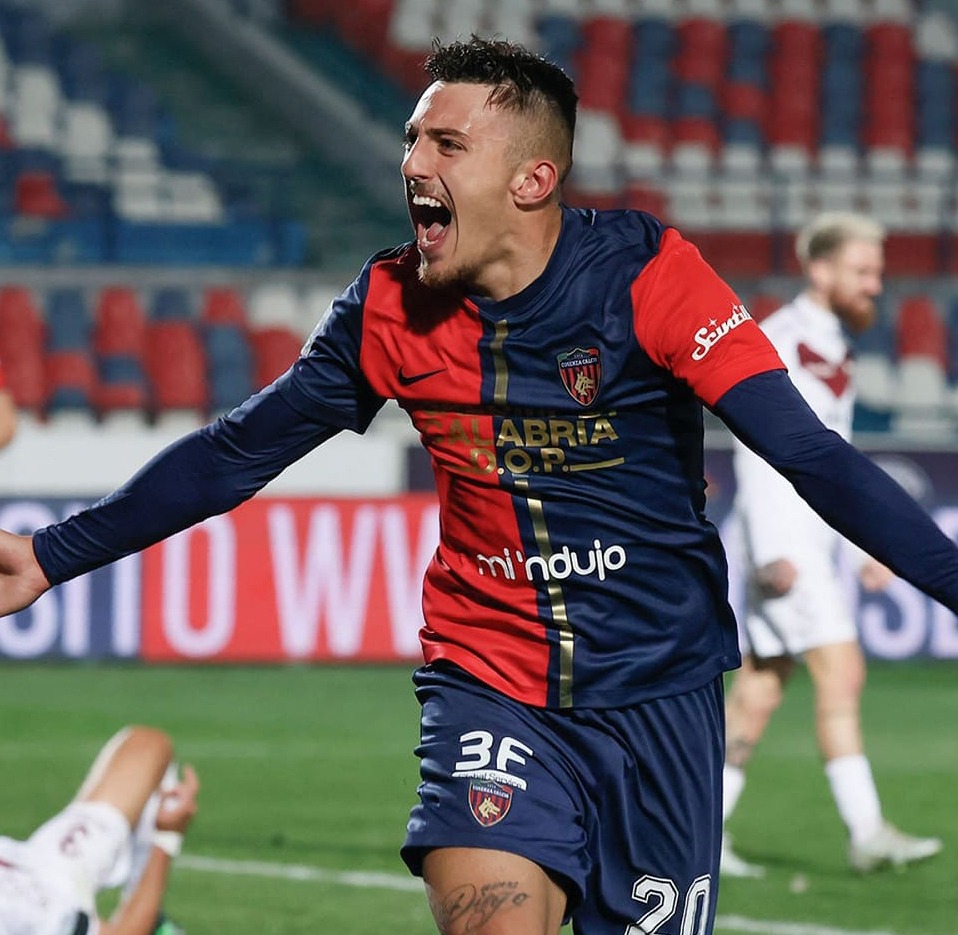 072adf34-8a58-407d-8533-0f2dbb5541b7