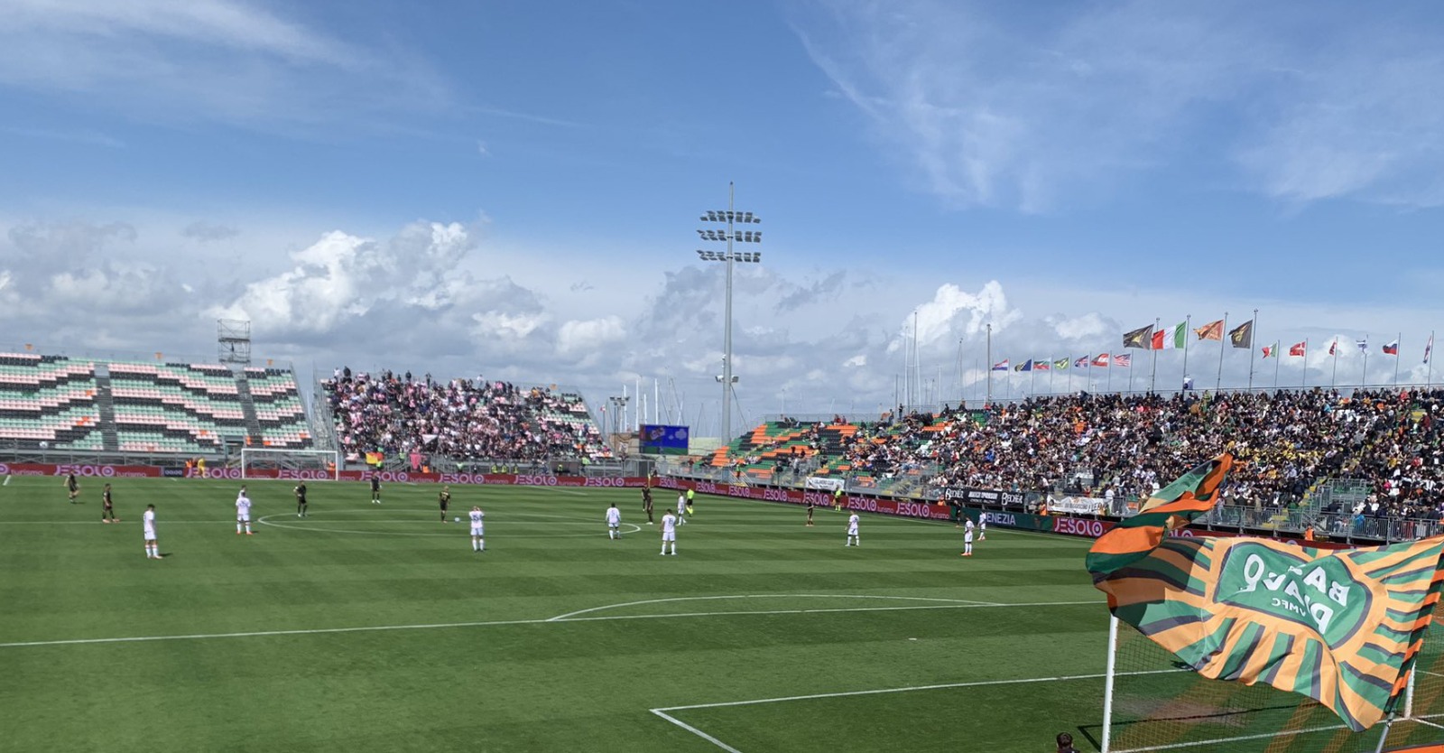 3ec44f4d-b3d3-466b-abed-e1ce68c44c07