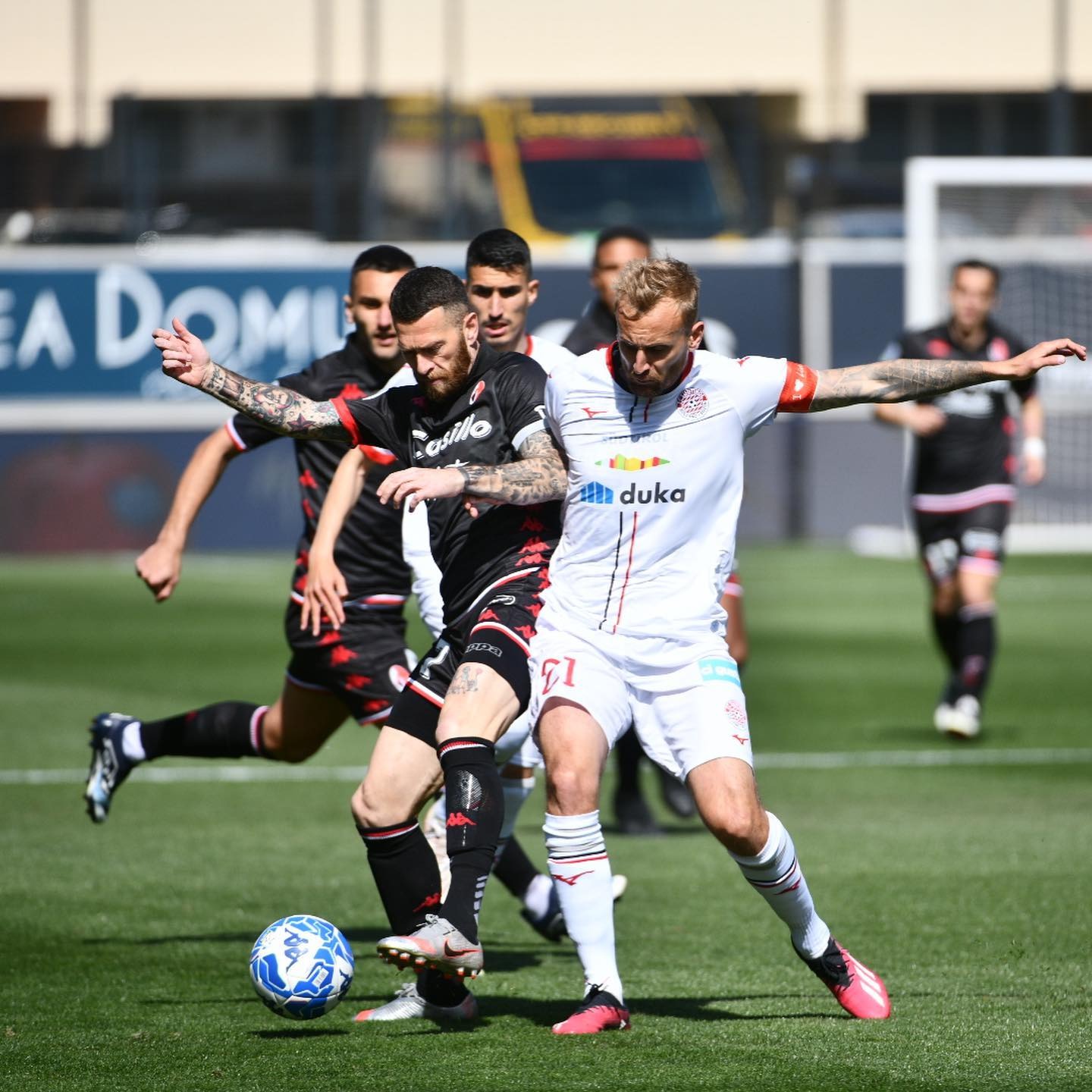 9de4125c-3b3d-4e2e-a3cc-45a8254fb000