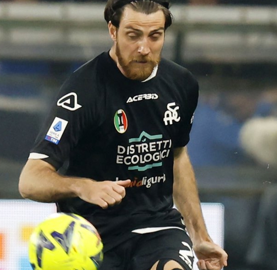 Screenshot_20230422-223429_Twitter