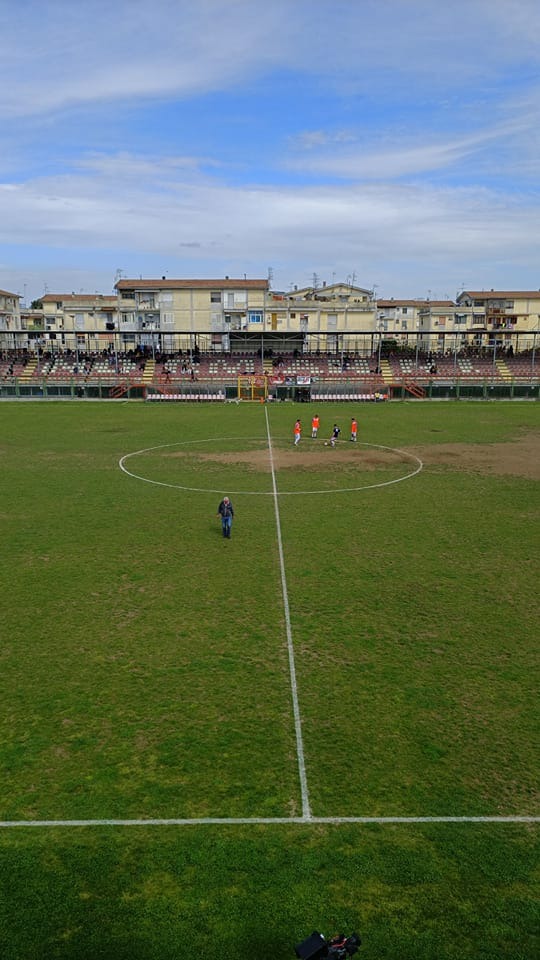 e038b1de-b25e-465b-889c-f30962c8e451