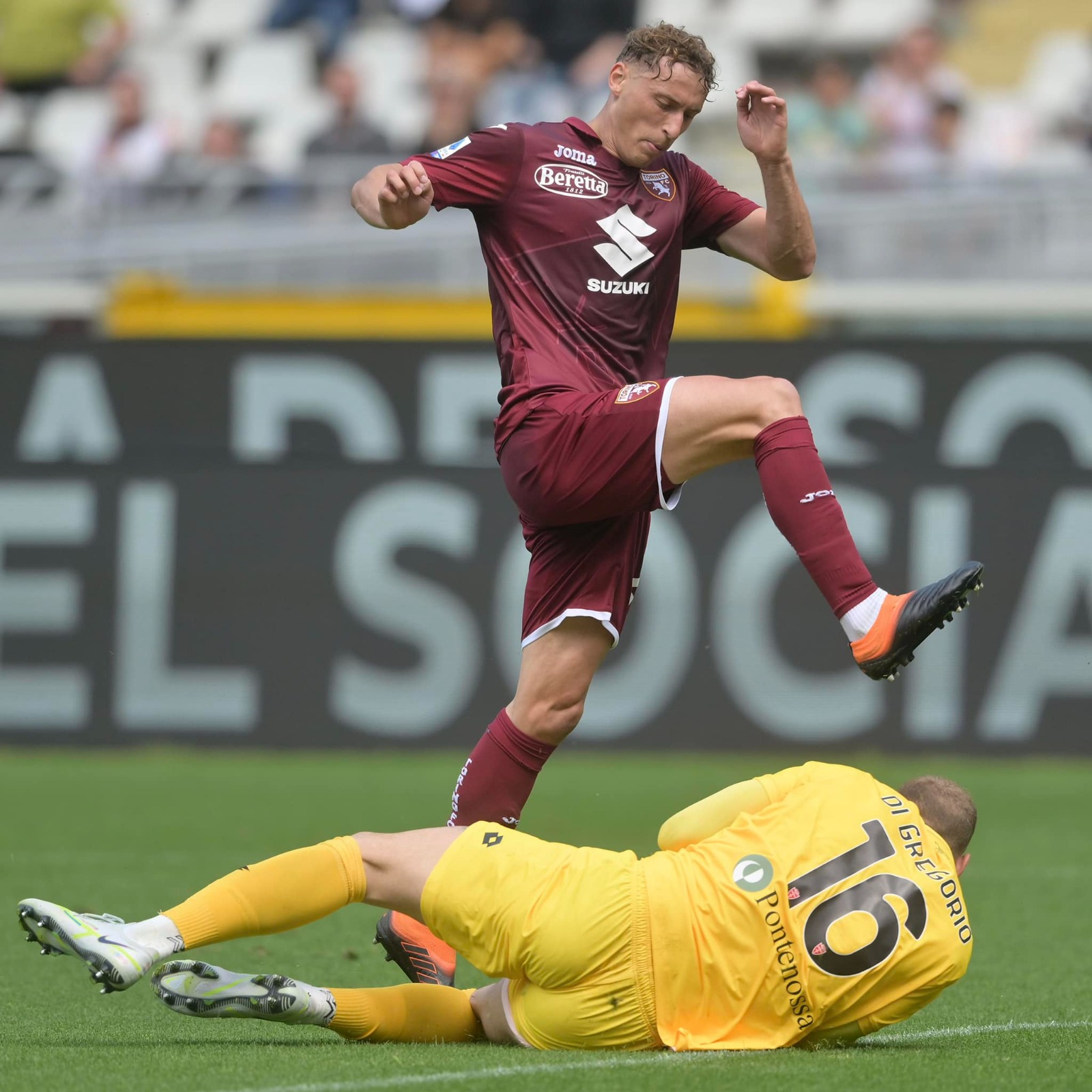 40c81843-80d1-469d-a438-143a578d5600