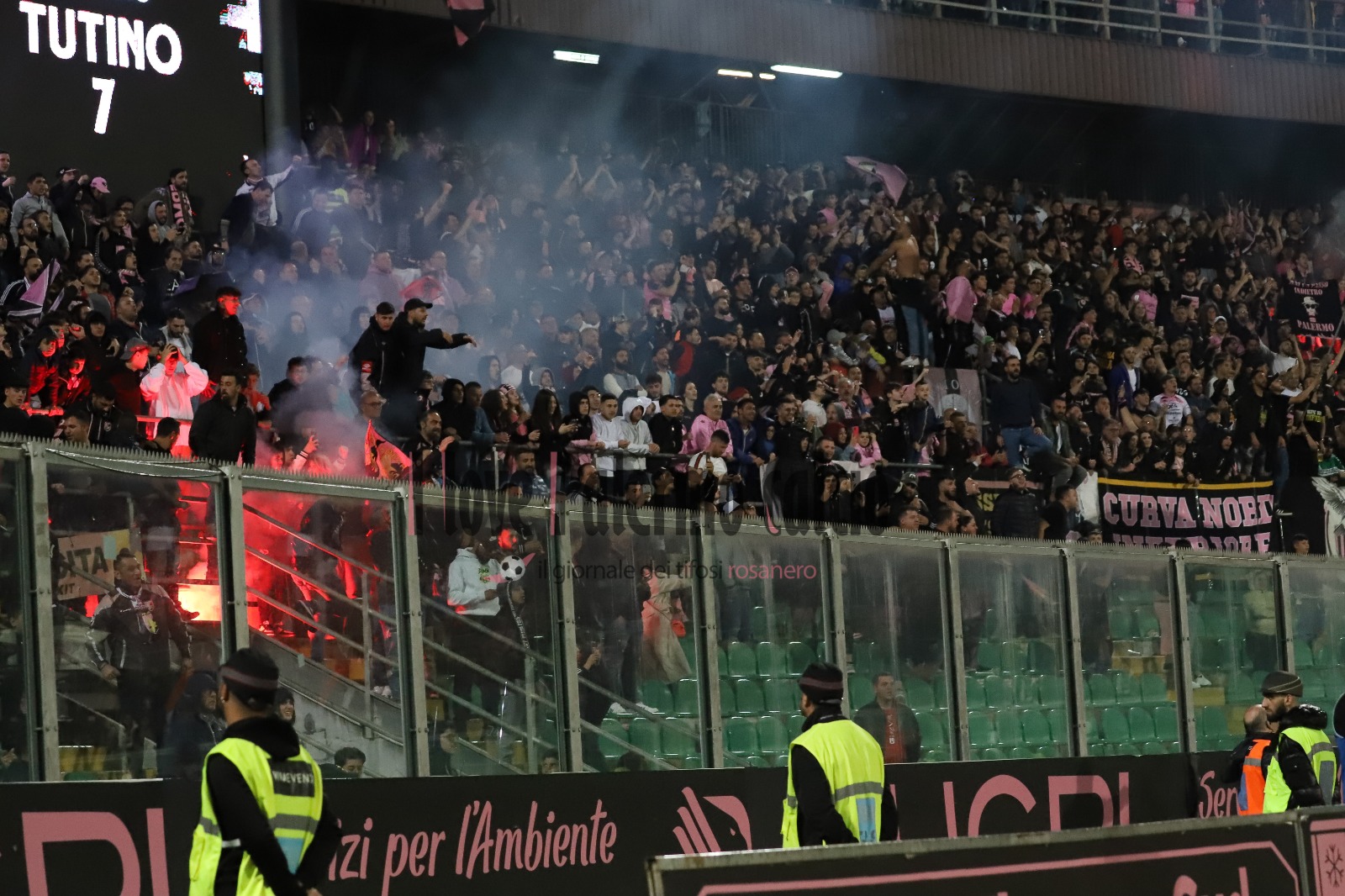 palermo brescia 2-2 B (109) tifosi nord inferiore