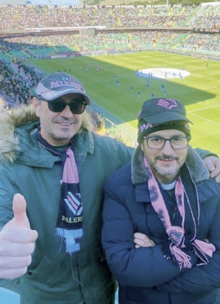 01ae2bb8-3182-44fb-81fb-4c376d763a98