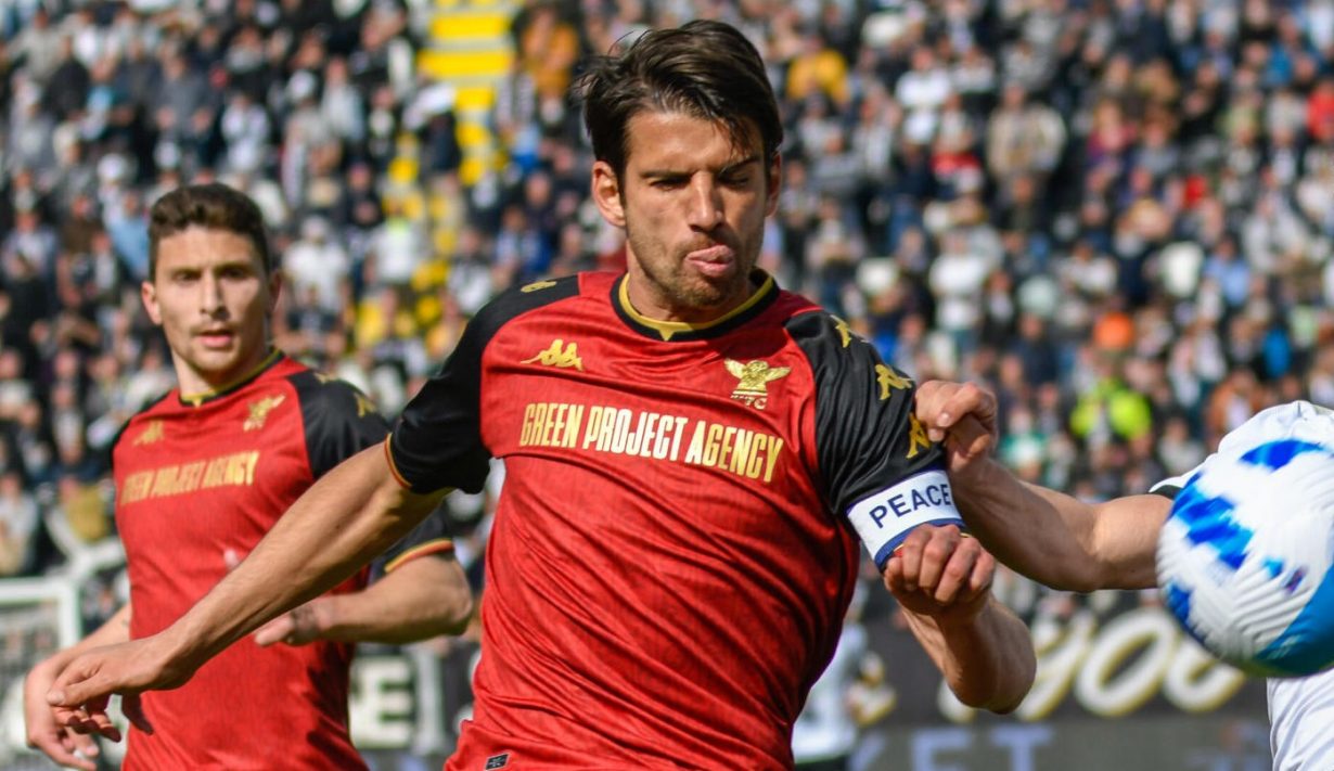 venezia-missione-compiuta-ceccaroni-resta-rinnovo-fino-al-2027-e1658828627641