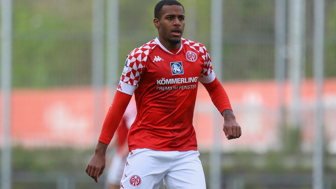 28a03496-5240-42d2-a9b1-fe54b900f13e