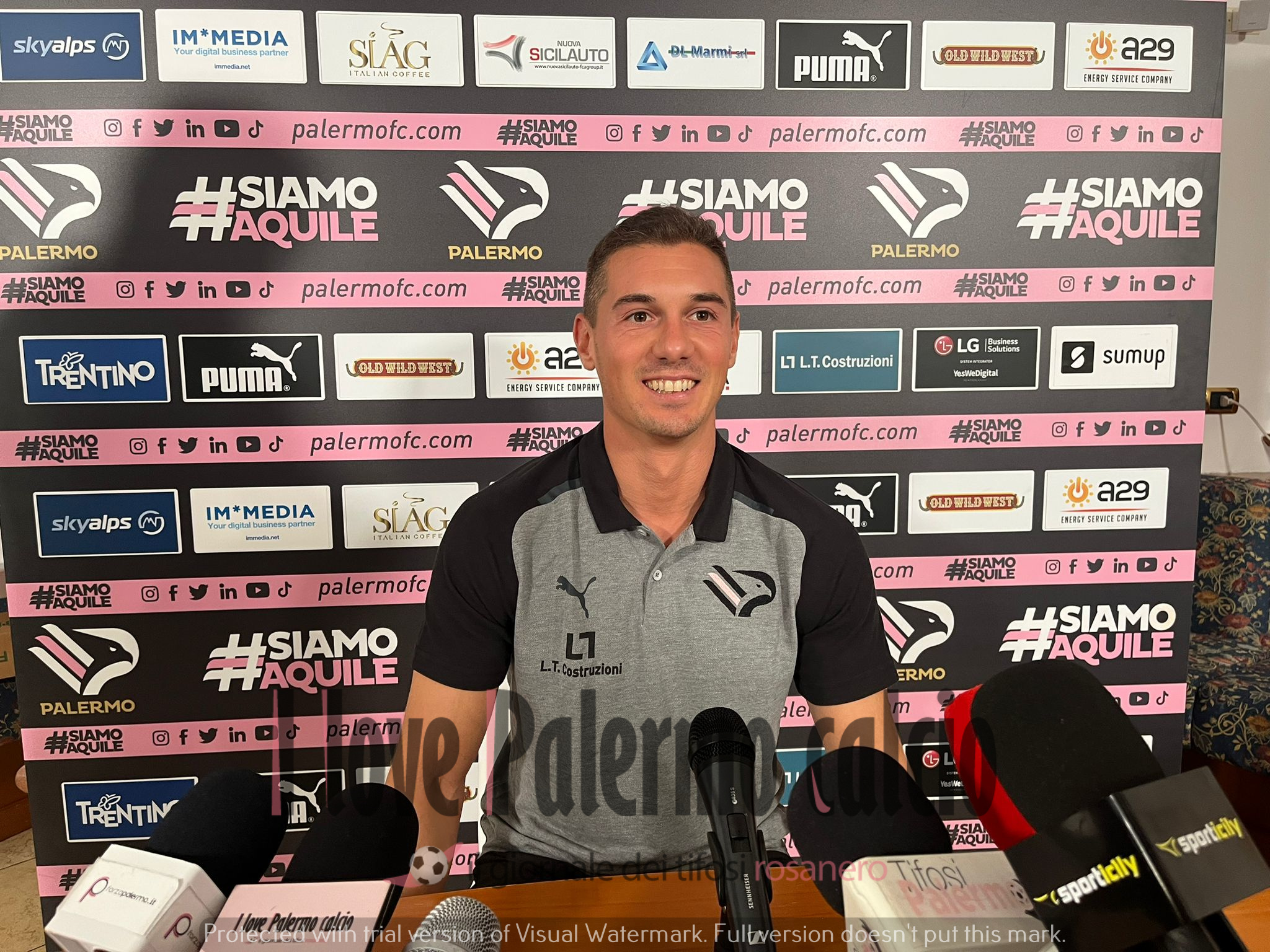 ac4b721e-d931-4249-aaa7-95035452a531