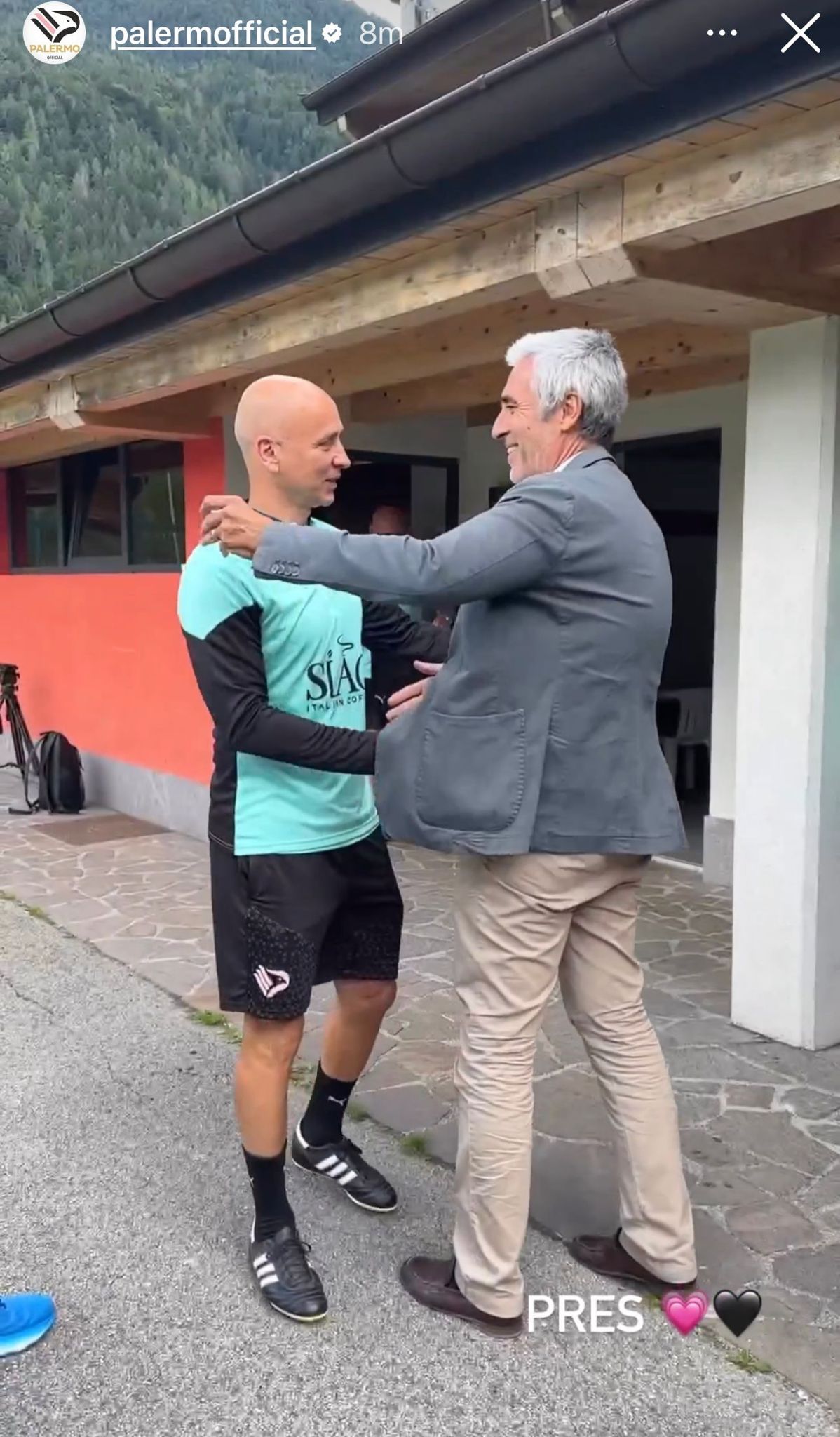 cf8de200-64a8-4295-af46-ee0a1daec32c