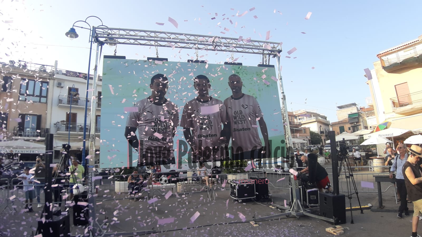 d23878cc-72d2-4fc9-a55d-22b99216b4cd