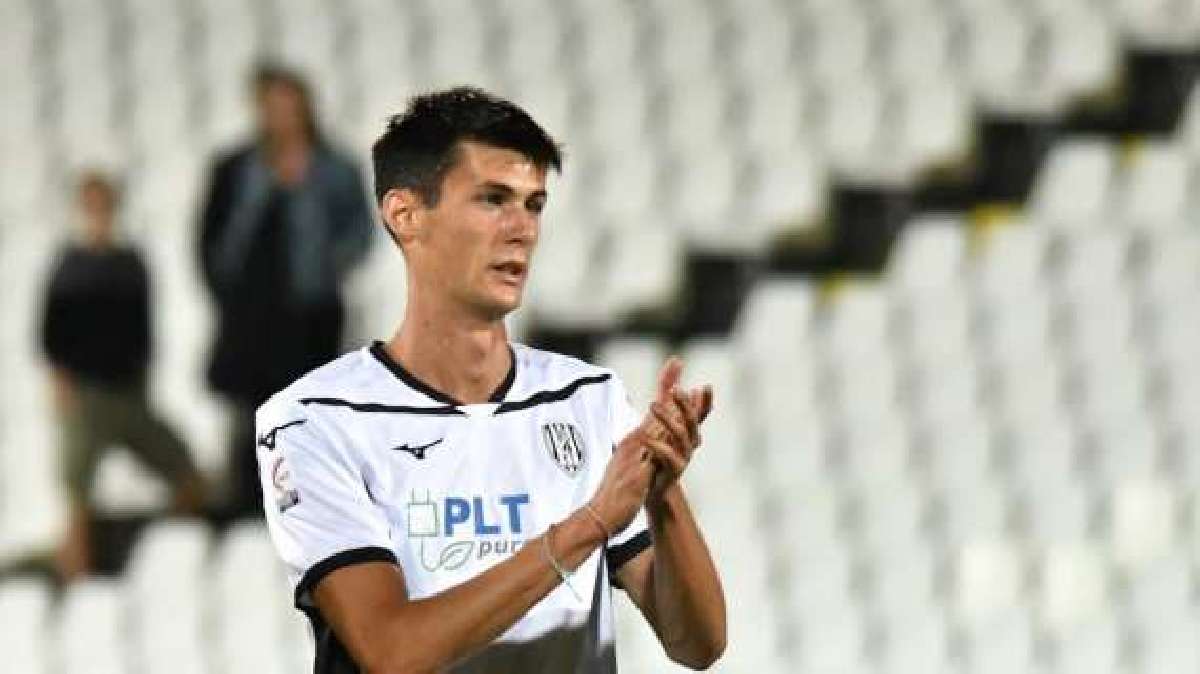 f3b7d02aad392361f865f388a9525bf5-62485-oooz0000 (1)