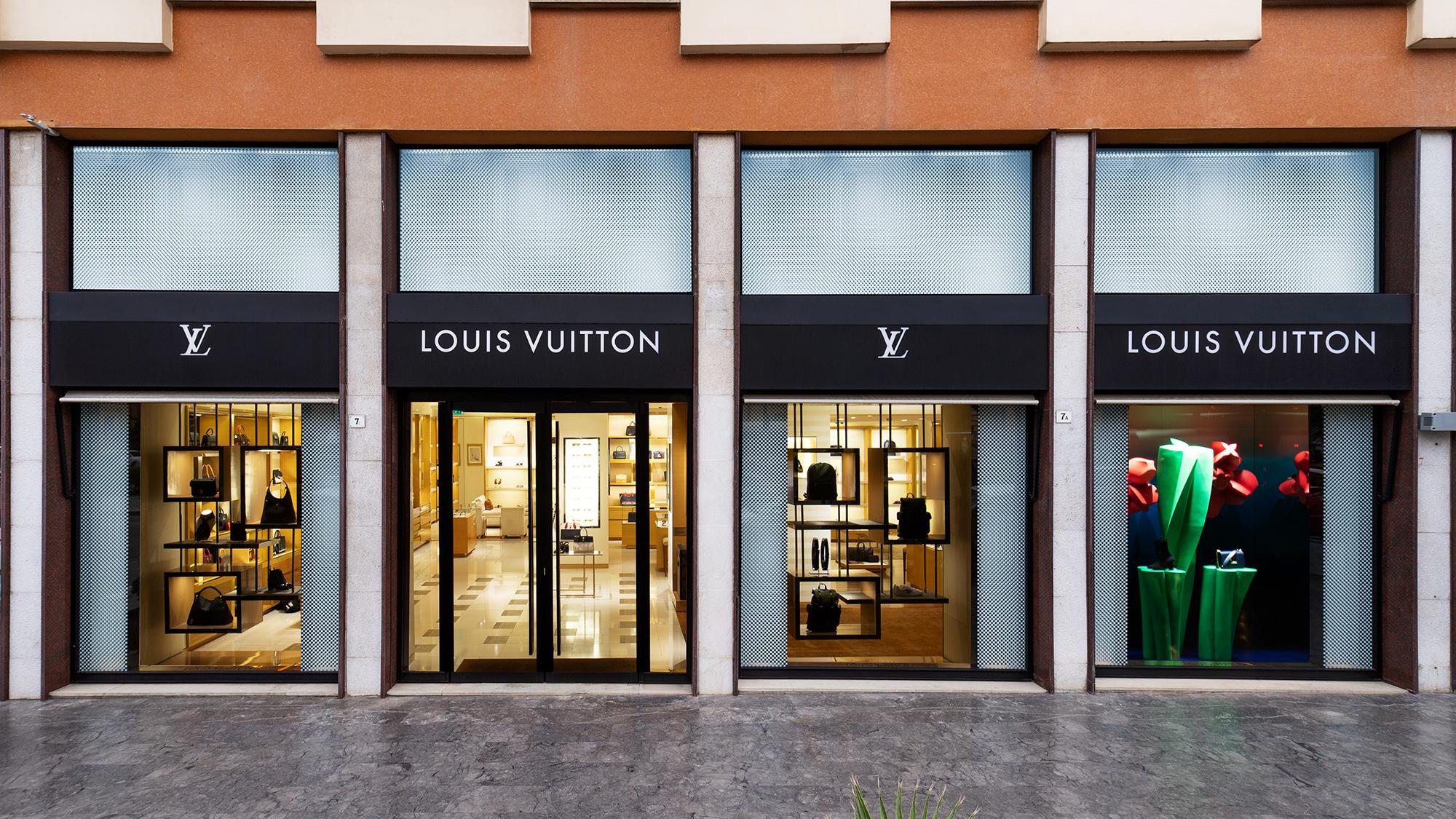 louis-vuitton--palermo esterno