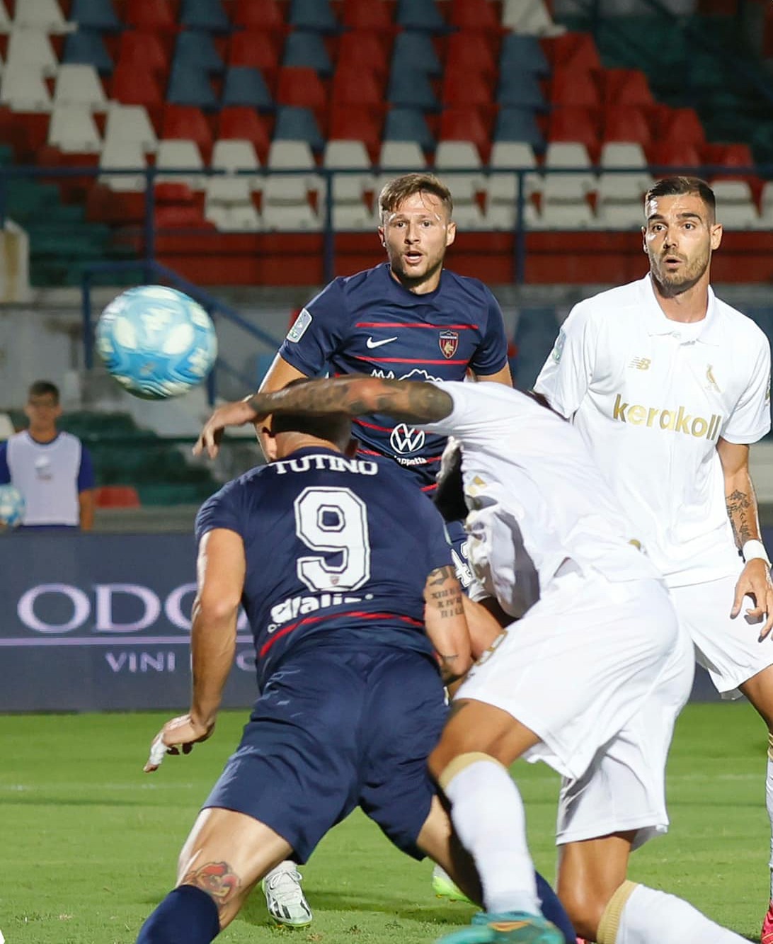 5a62a7cd-4e30-4e36-b19f-ad67ea295ffc