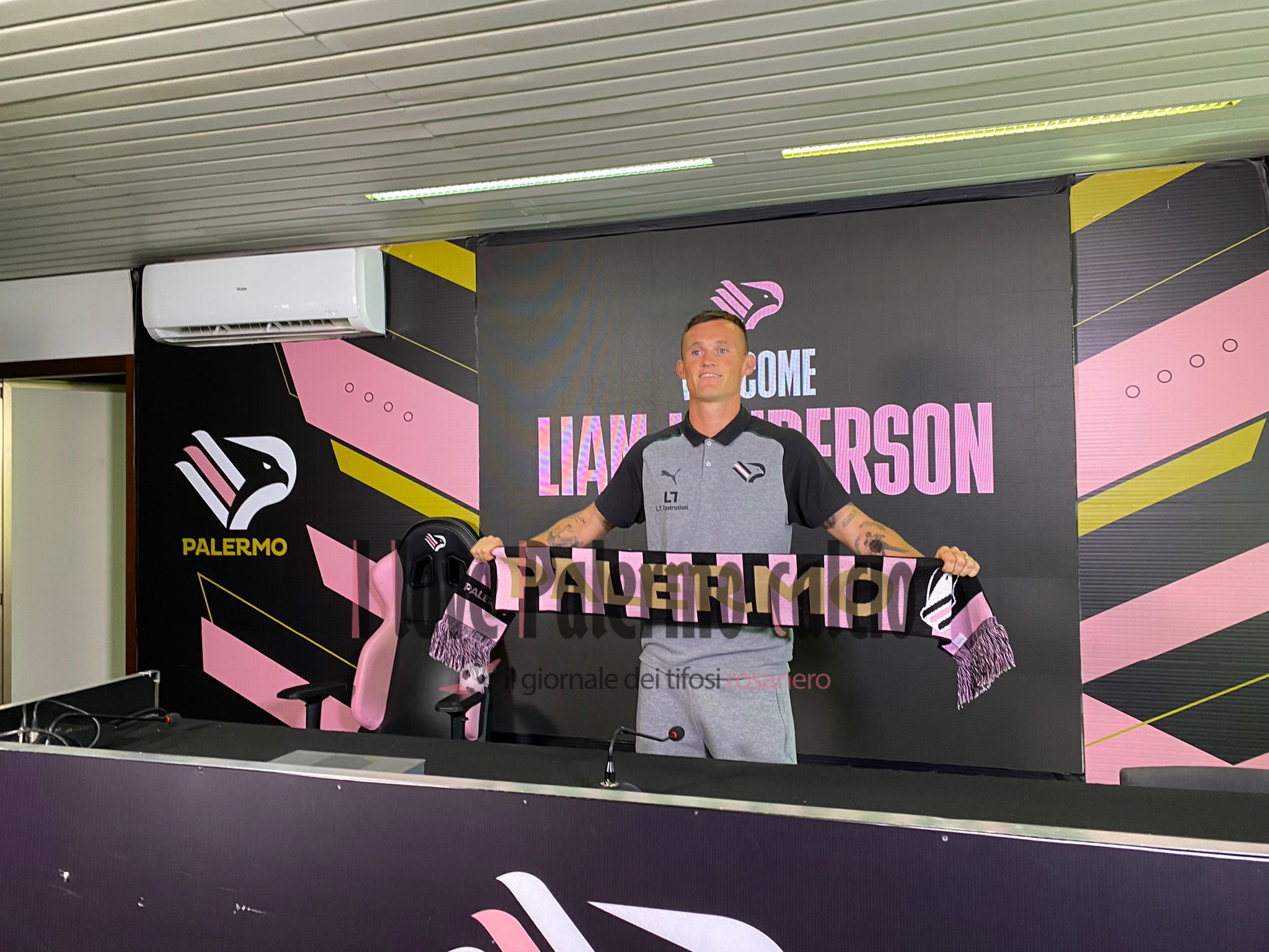 henderson presentazione palermo calcio (3)