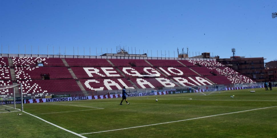 12916537_small-970x485