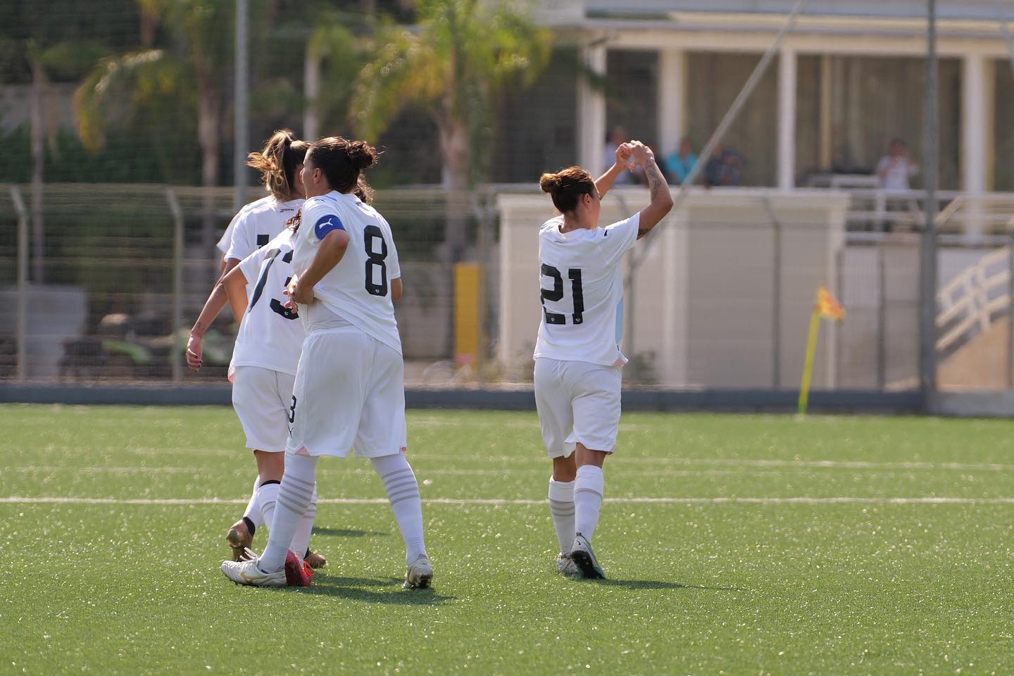 376243799_1065025701298557_1471938900413268655_n