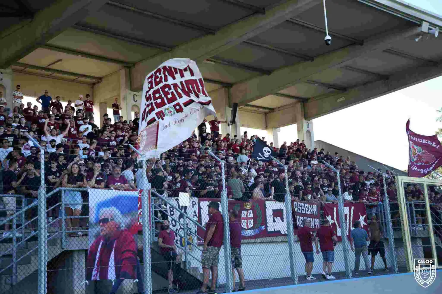 Reggiana-tifosi-1-1536x1024