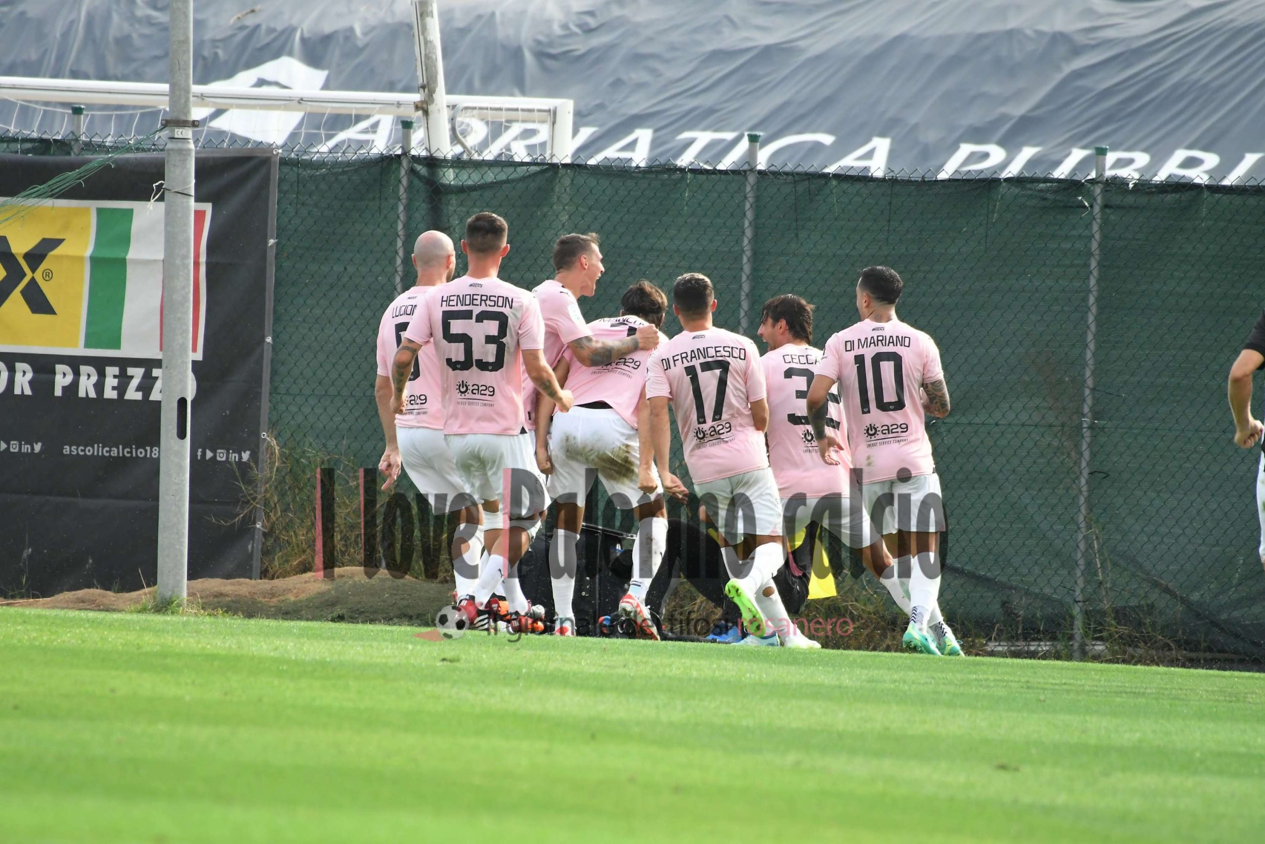 ascoli palermo 0-1 (31) squadra esulta gol mancuso
