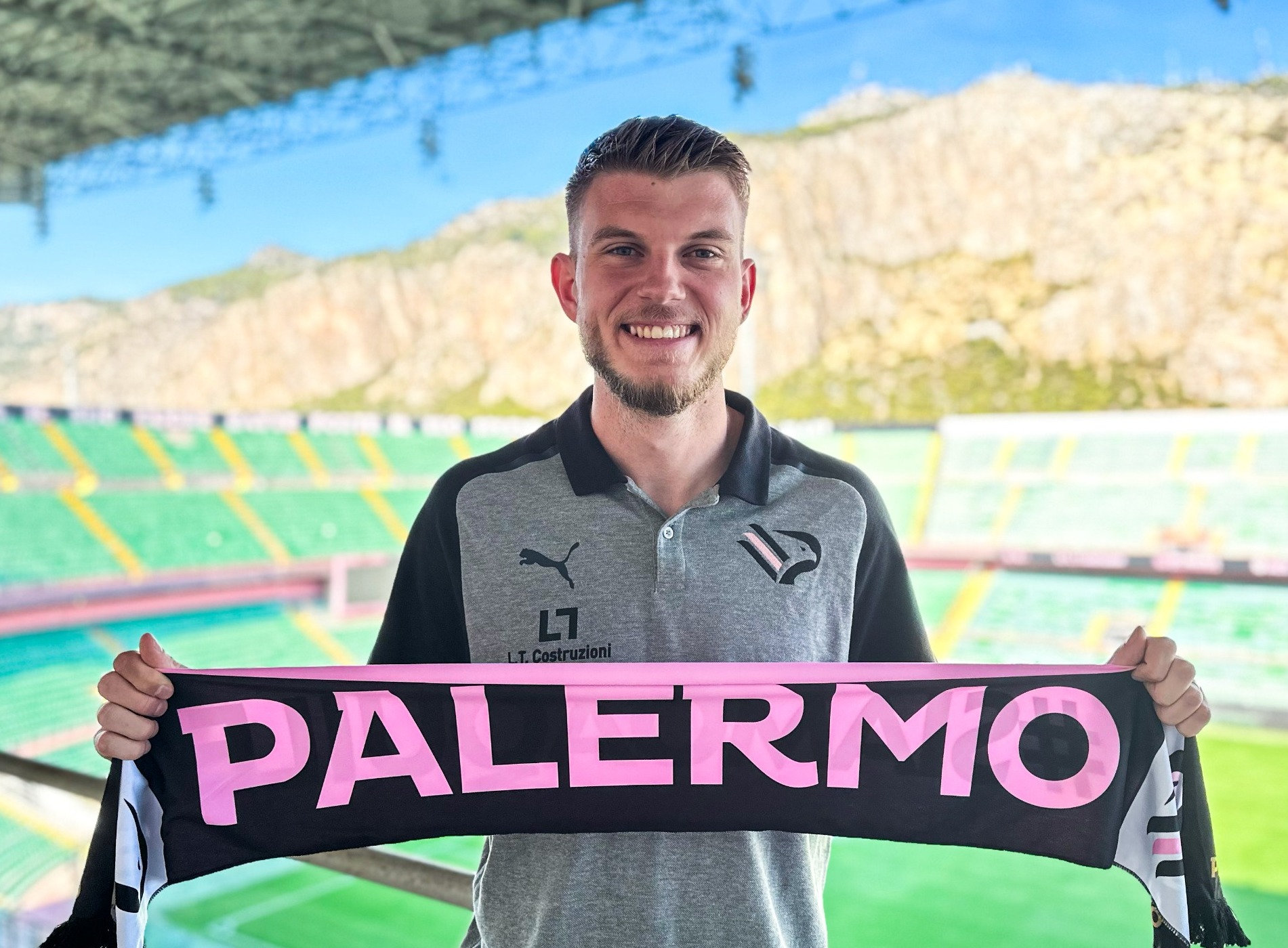 dd0267f5-4468-4d0c-8b5f-ac6494bedf4f