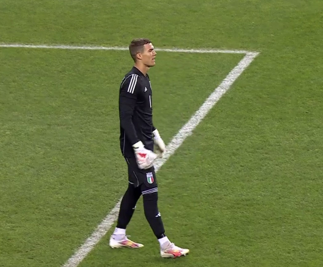 de67bb04-f630-48a3-a560-6ad6883316dd