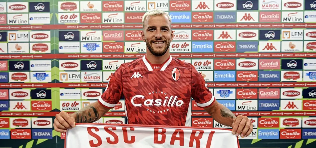 4256-OBCcm2QpZLdP7uO58p9I