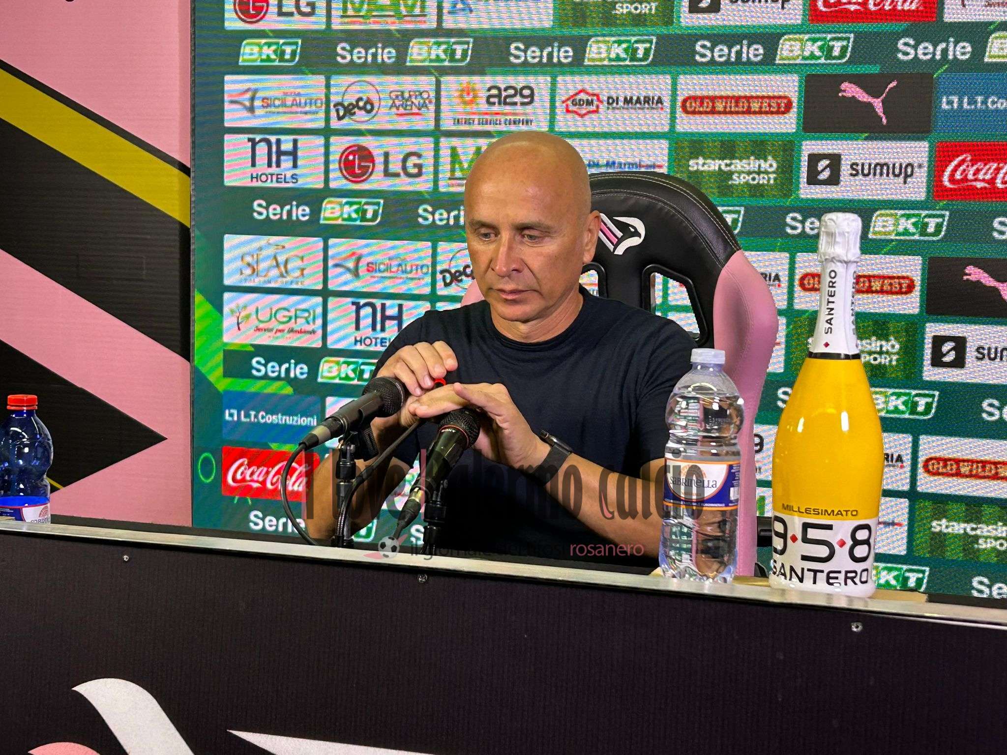 851a4f57-3466-45cd-934e-ce19c977a8a6