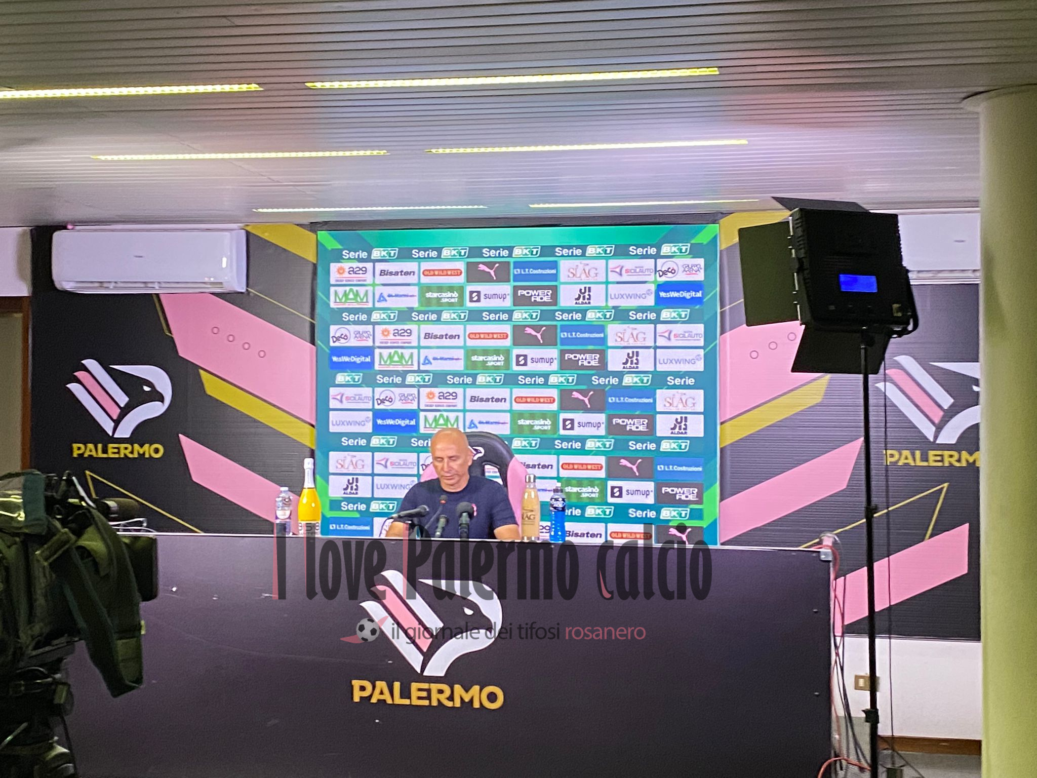 a6da53ec-0887-4c4c-b704-15449836db5c