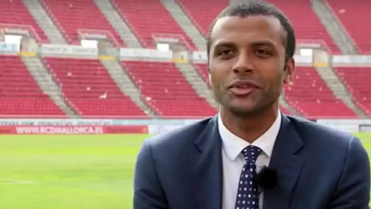 molango-il-sindacalista-italiano-dei-calciatori-in-molango-il-sindacalista-italiano-dei-calciatori-in-CB79B34CF92CD4B93FE0AD588A8E538F