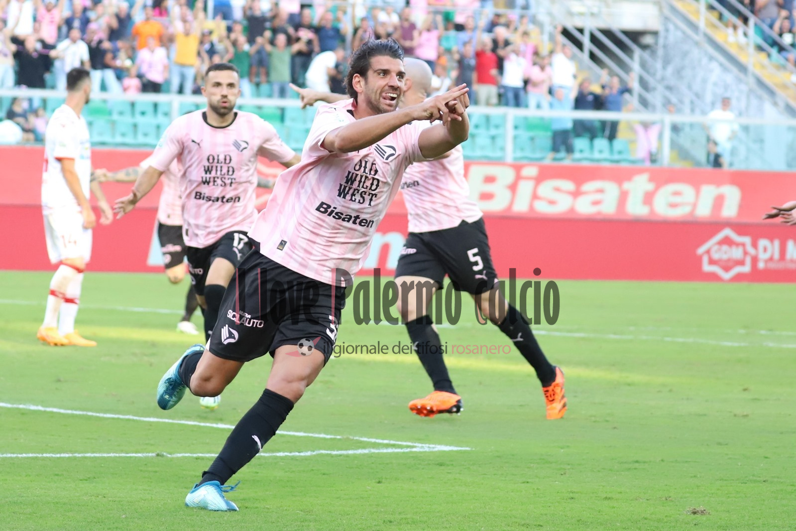 palermo sudtirol 1-1 ceccaroni gol esultanza (6)