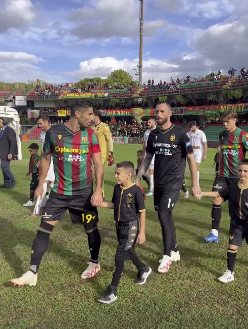 309662cf-e67a-453a-ad7c-1e9f754c2591