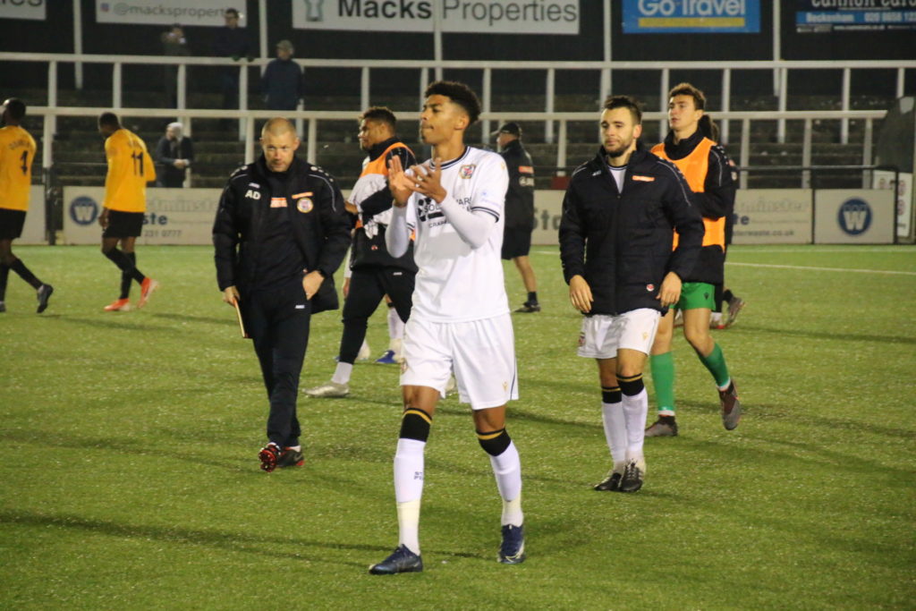 ENnP7WhU0AU07ze-1-1024x683