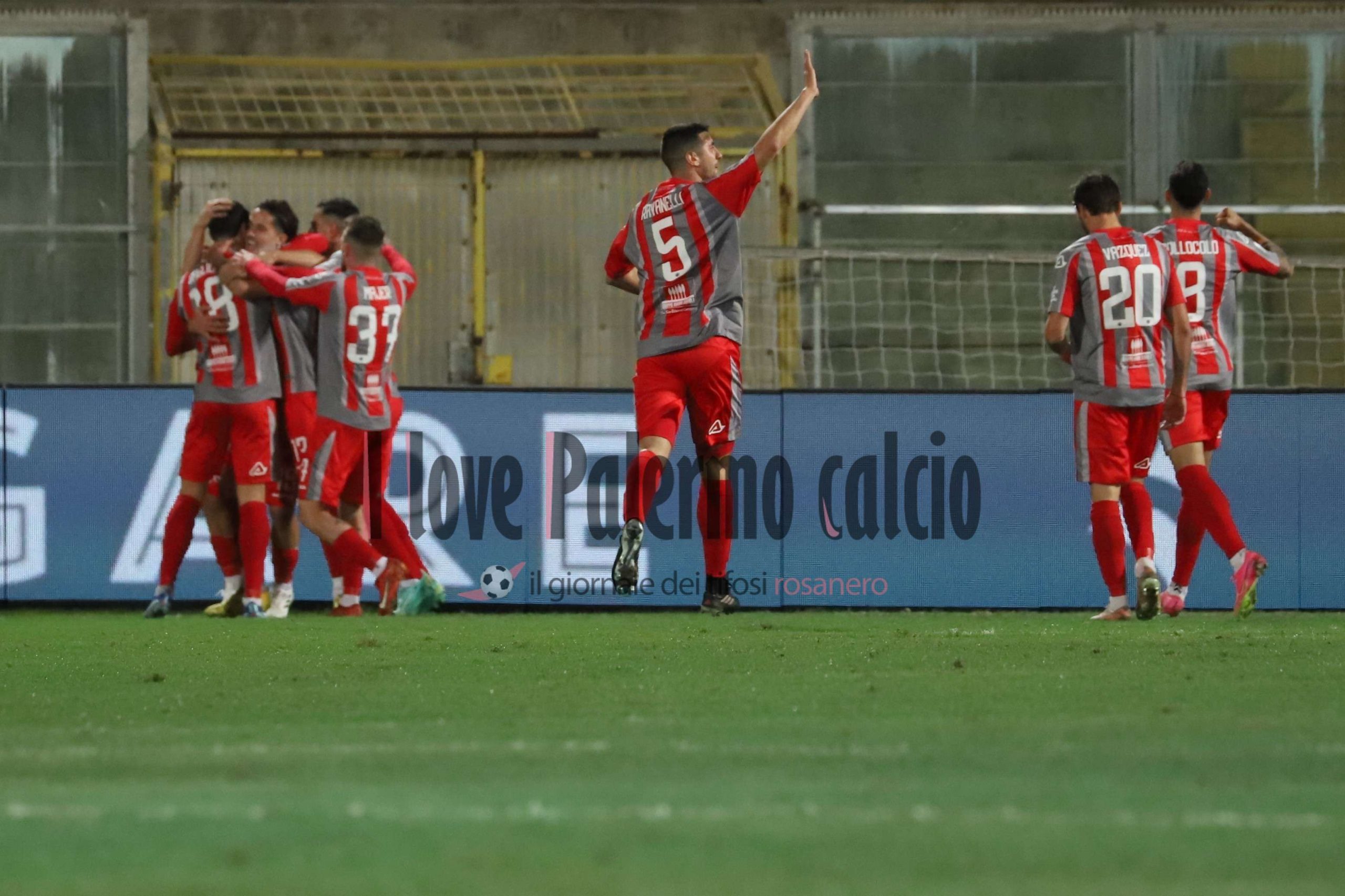 Palermo-Cremonese 3-2 (99) vazquez collocolo
