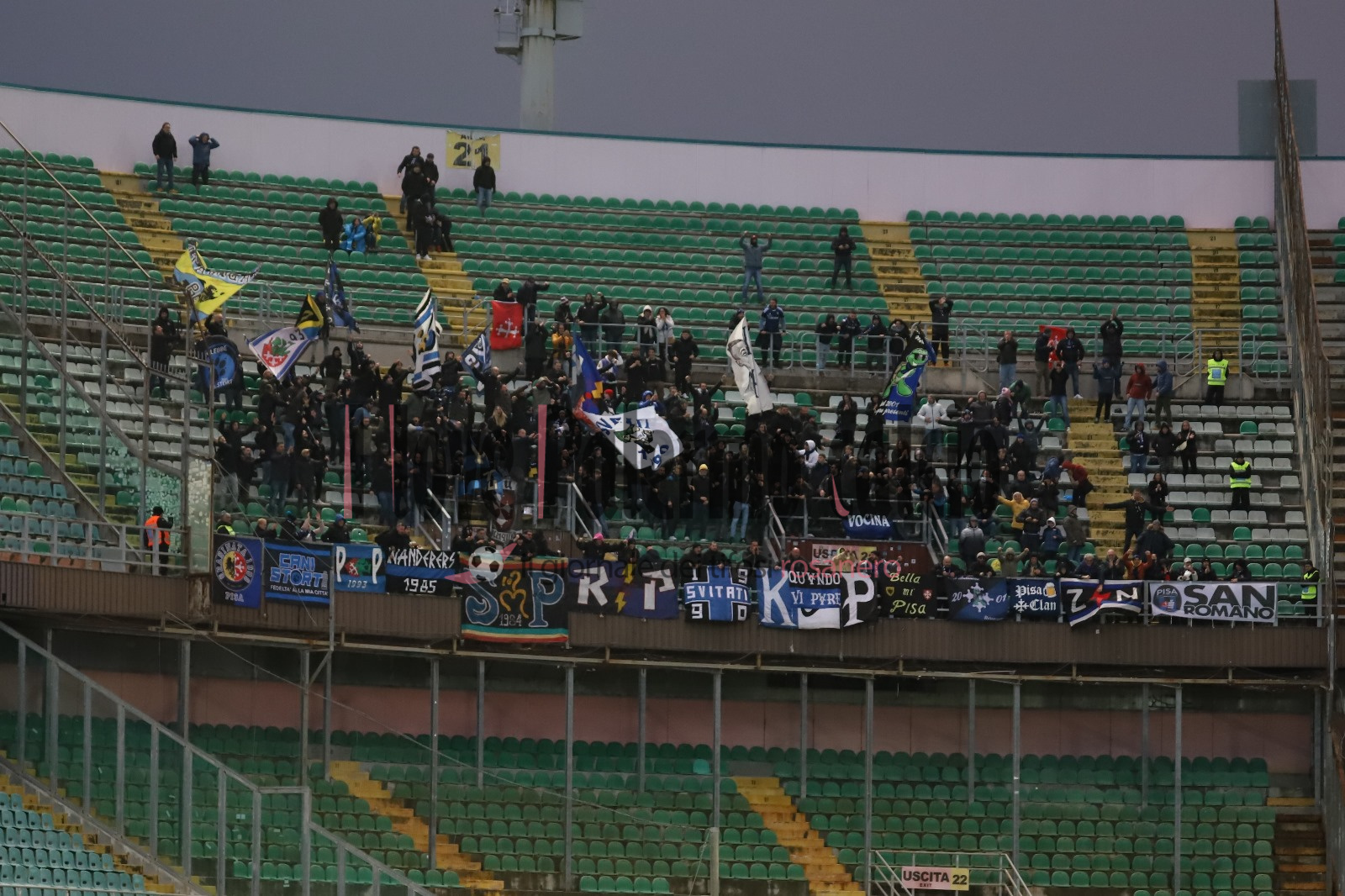 Palermo pisa primo tempo 2-0 (2) tifosi