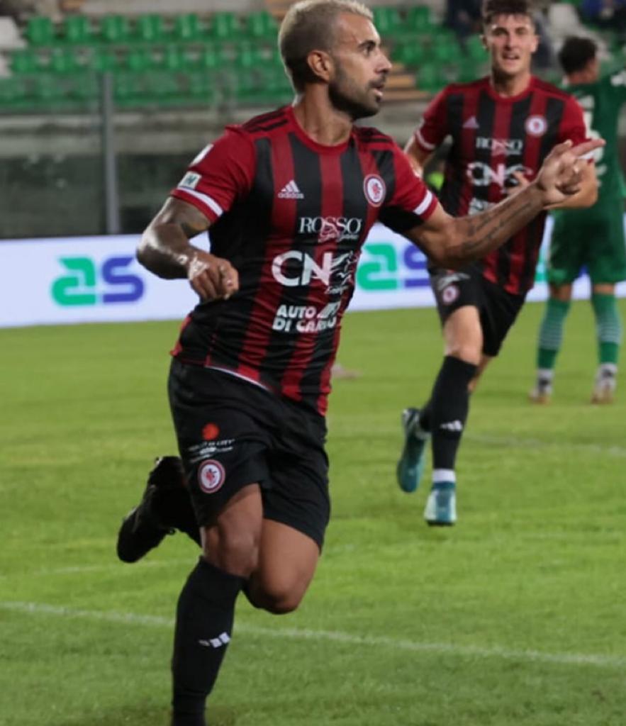 WhatsApp Image 2023-12-04 at 20.10.01