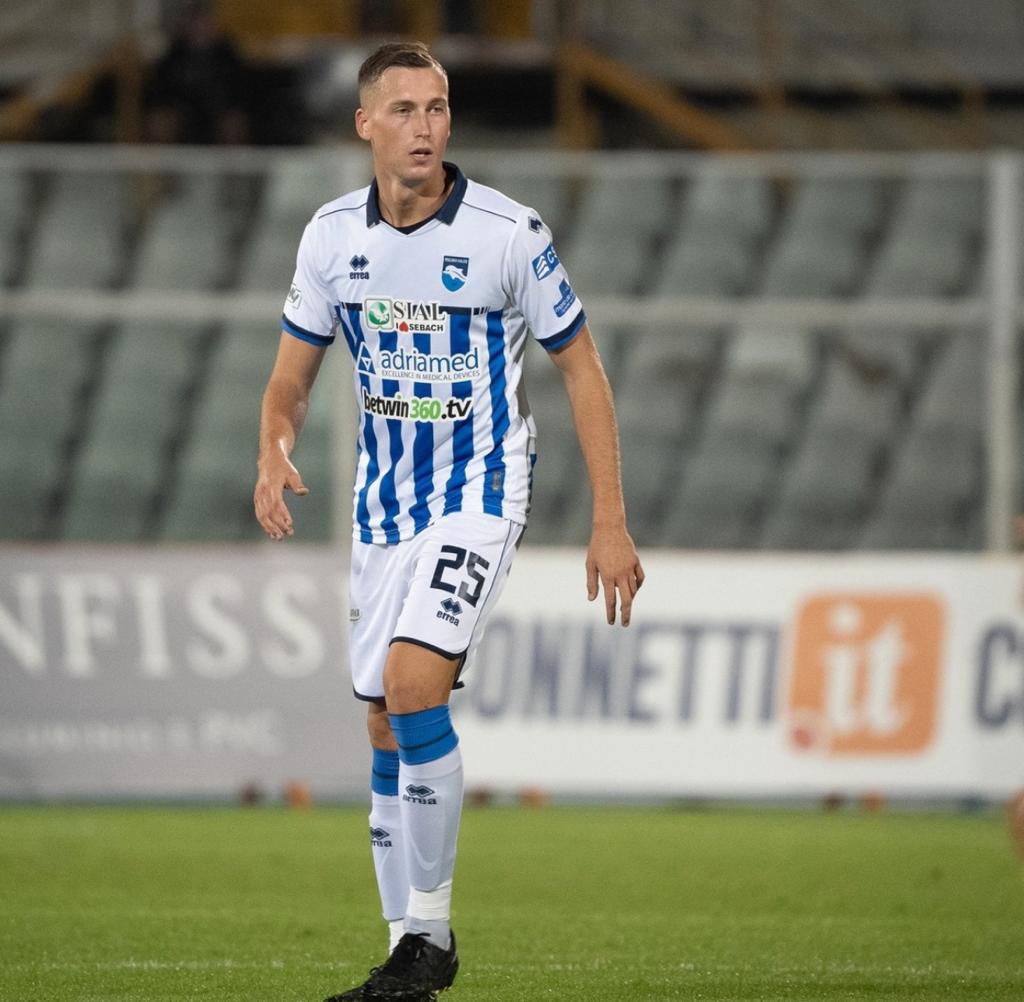 WhatsApp Image 2023-12-13 at 22.21.29