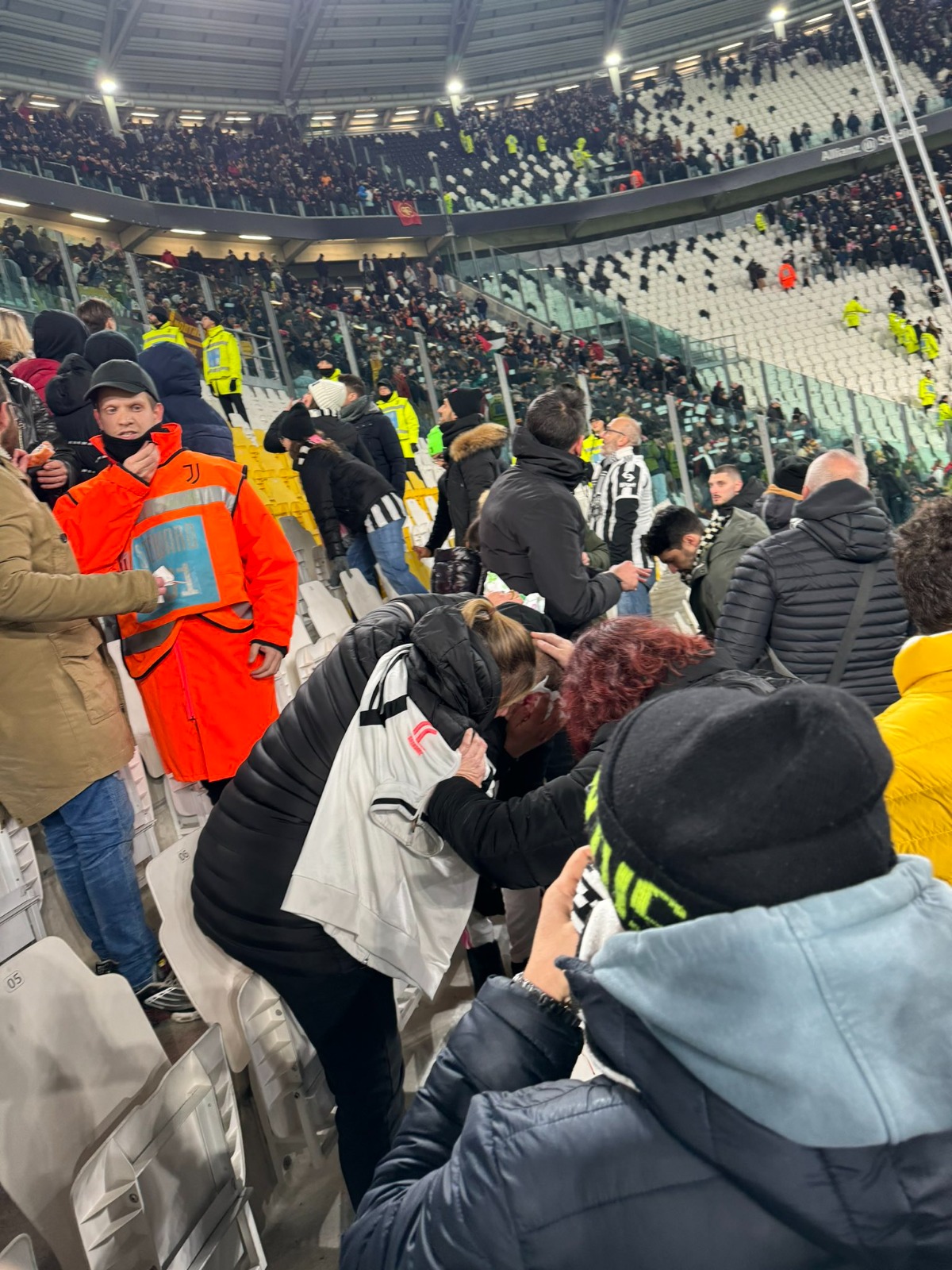 e0e284f7-bbe9-46f5-9aa1-3d62587bc04b