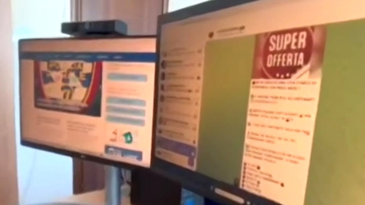 siti pirata frame da video polizia postale