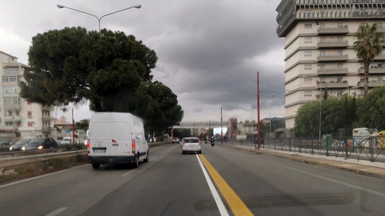 viale regione tre corsie-2