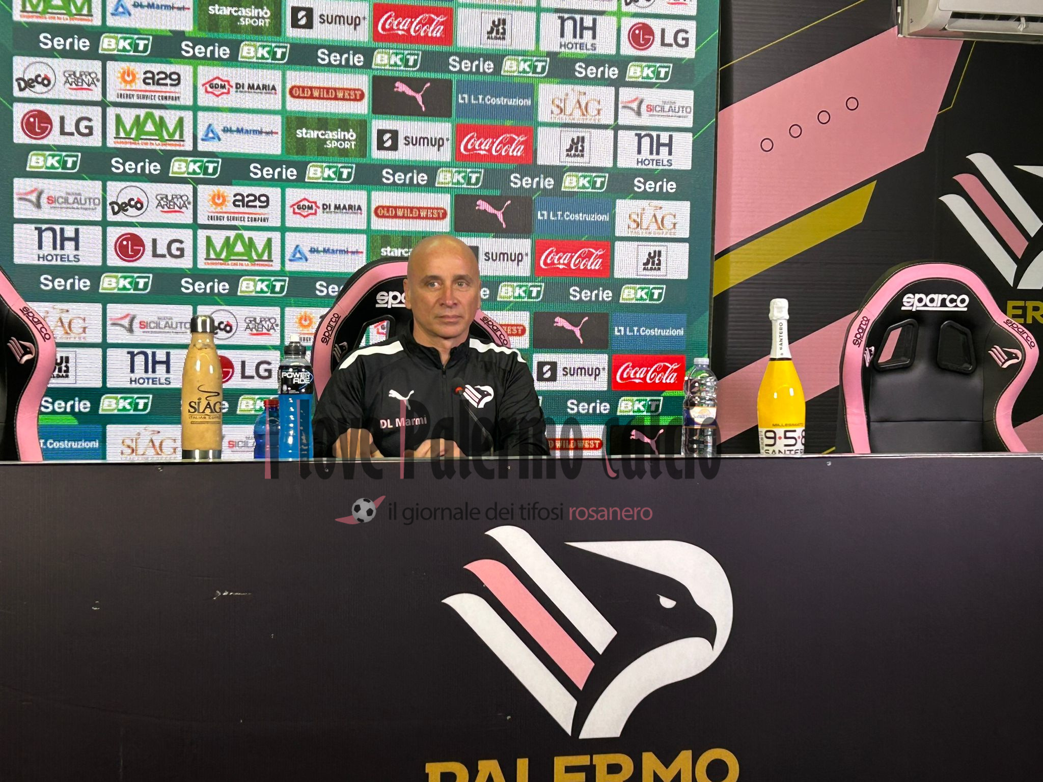 1ac36ef1-231f-4b93-bb31-6c70e4fddb53 (1)