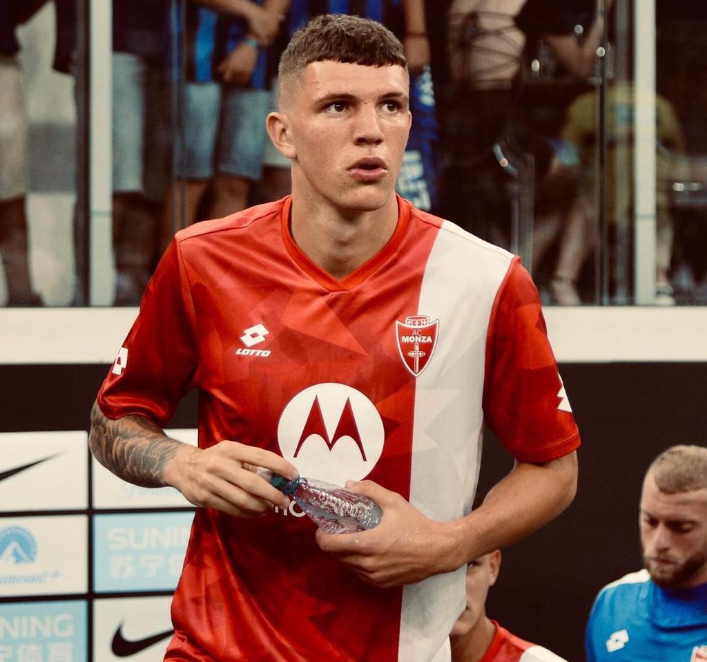 WhatsApp Image 2024-01-08 at 16.01.32